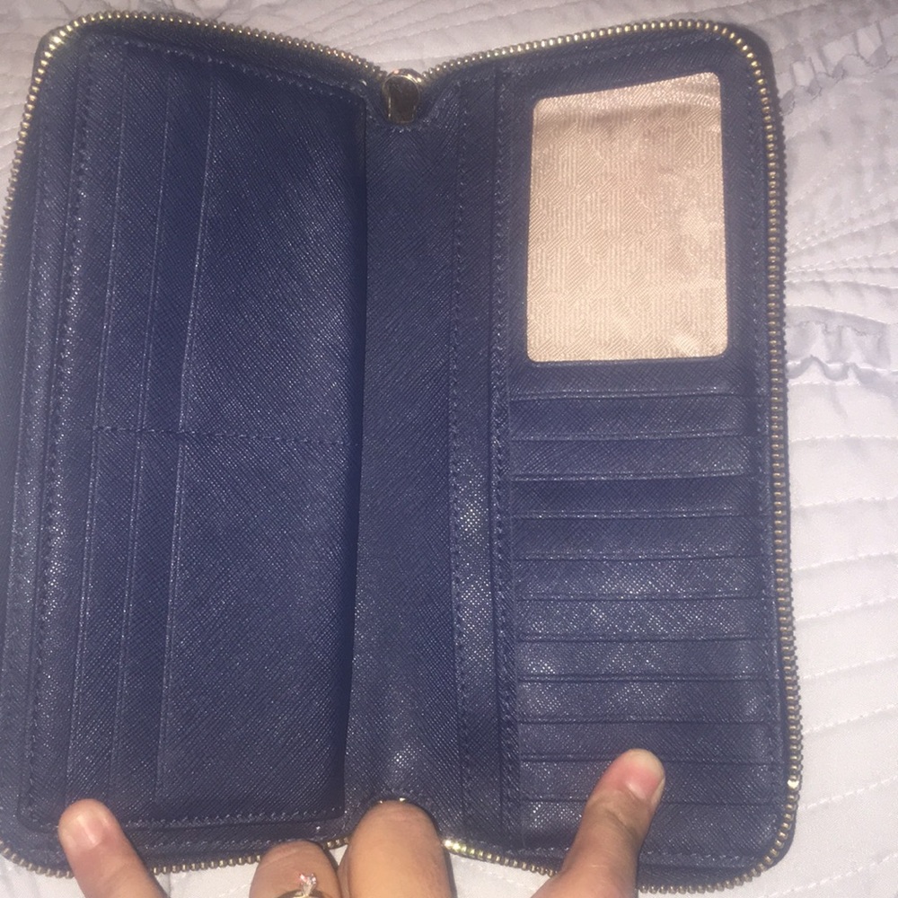 Wallet - Picture 2 of 4